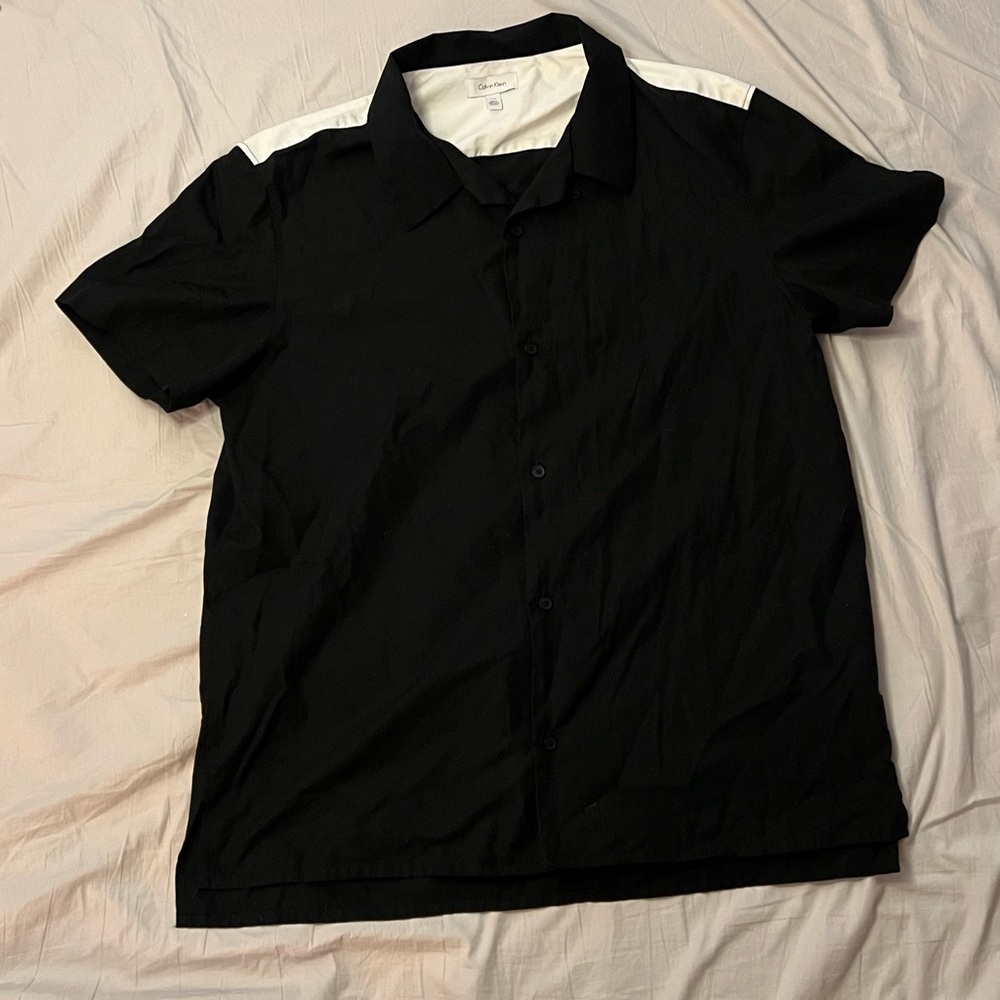 Calvin Klein Black and White Casual Button Down Shirt